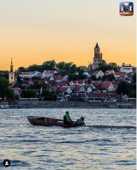 River Side Suites Belgrád Kültér fotó