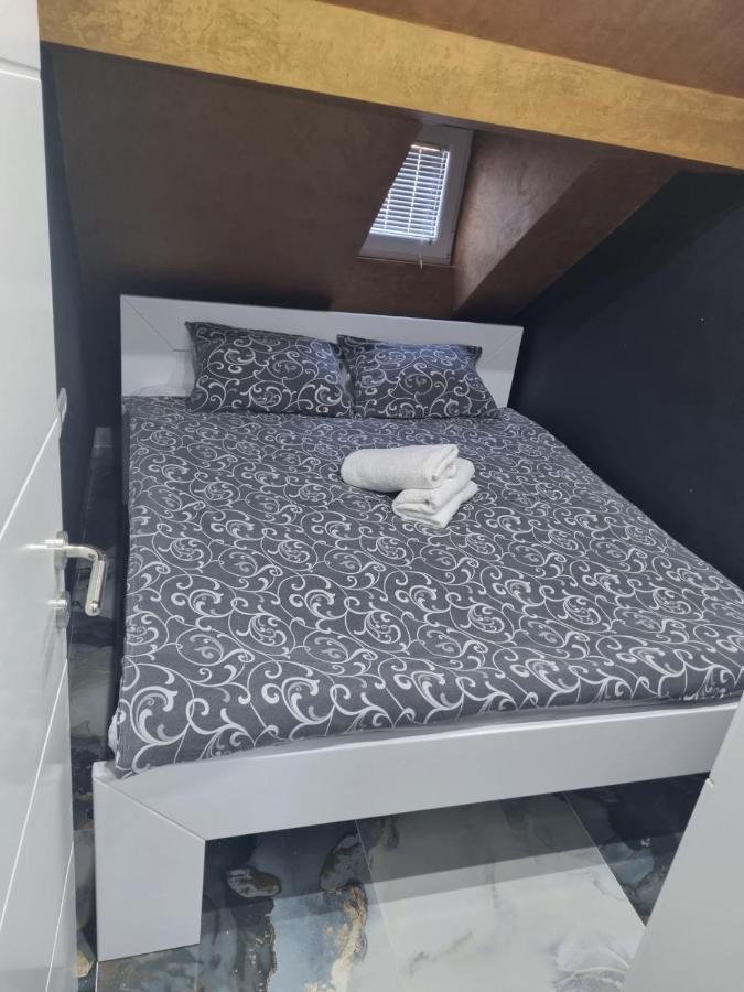 River Side Suites Belgrád Kültér fotó